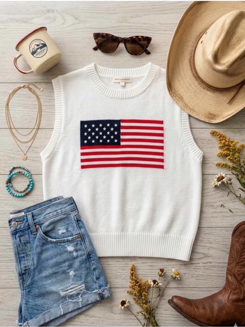 moon & madison S - M Cream Knit Sweater Vest American Flag Sleeveless Crew Neck